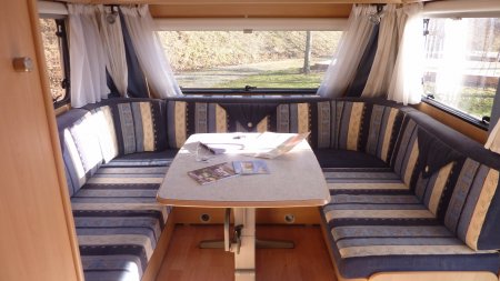 Te huur caravan op kleine camping in de Tarn