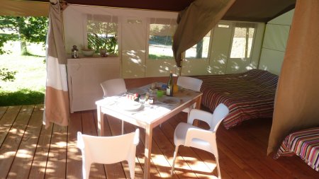 rent a safari lodge tent in france