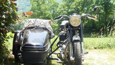 Balades et voyages à moto sur les routes du midi pyrènées